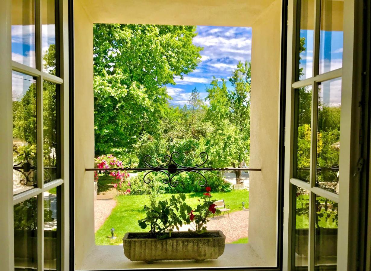 ペルヌ・レ・フォンテーヌ Domaine De La Brave Bed & Breakfast 部屋 写真