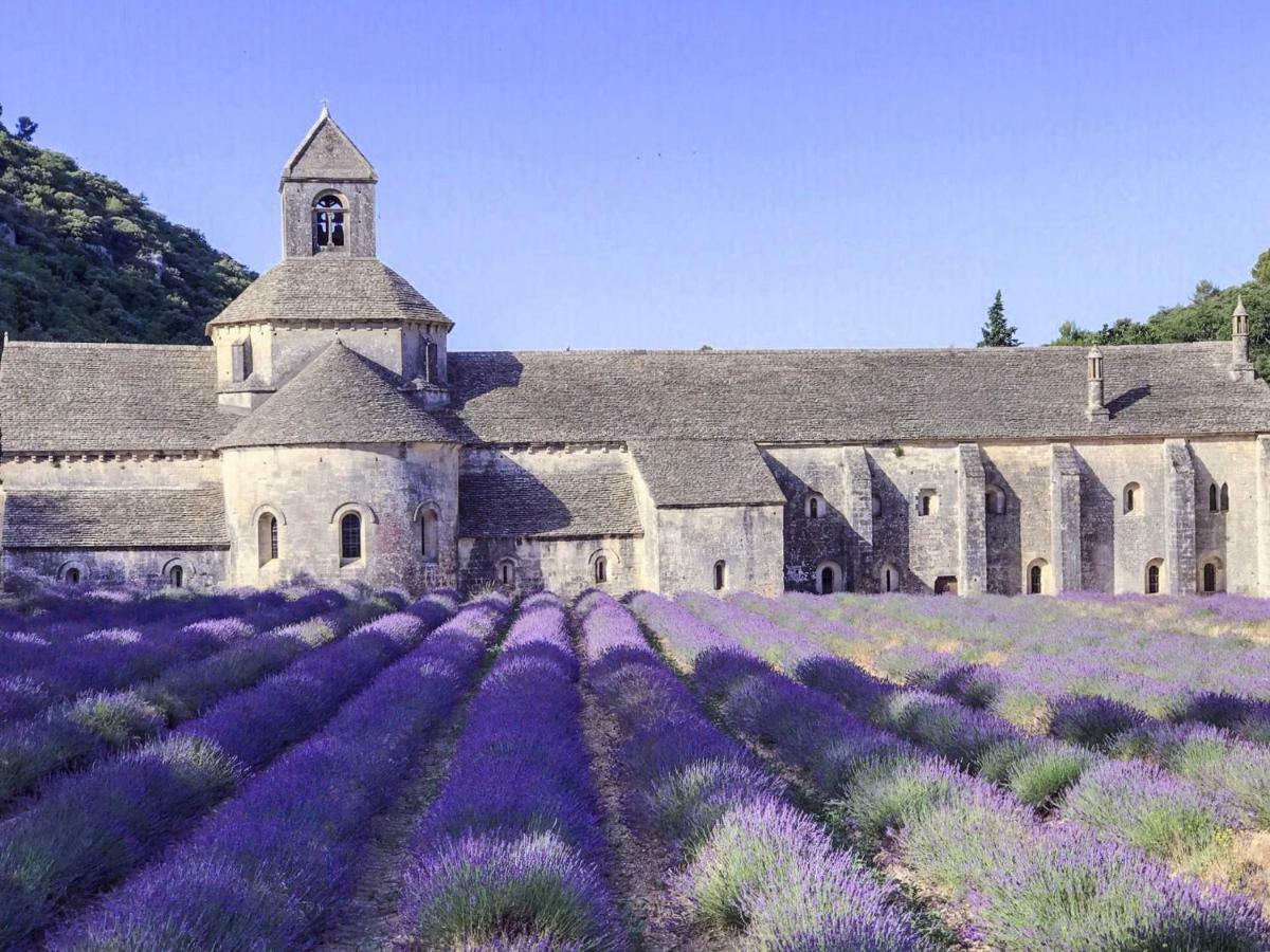 ペルヌ・レ・フォンテーヌ Domaine De La Brave Bed & Breakfast エクステリア 写真